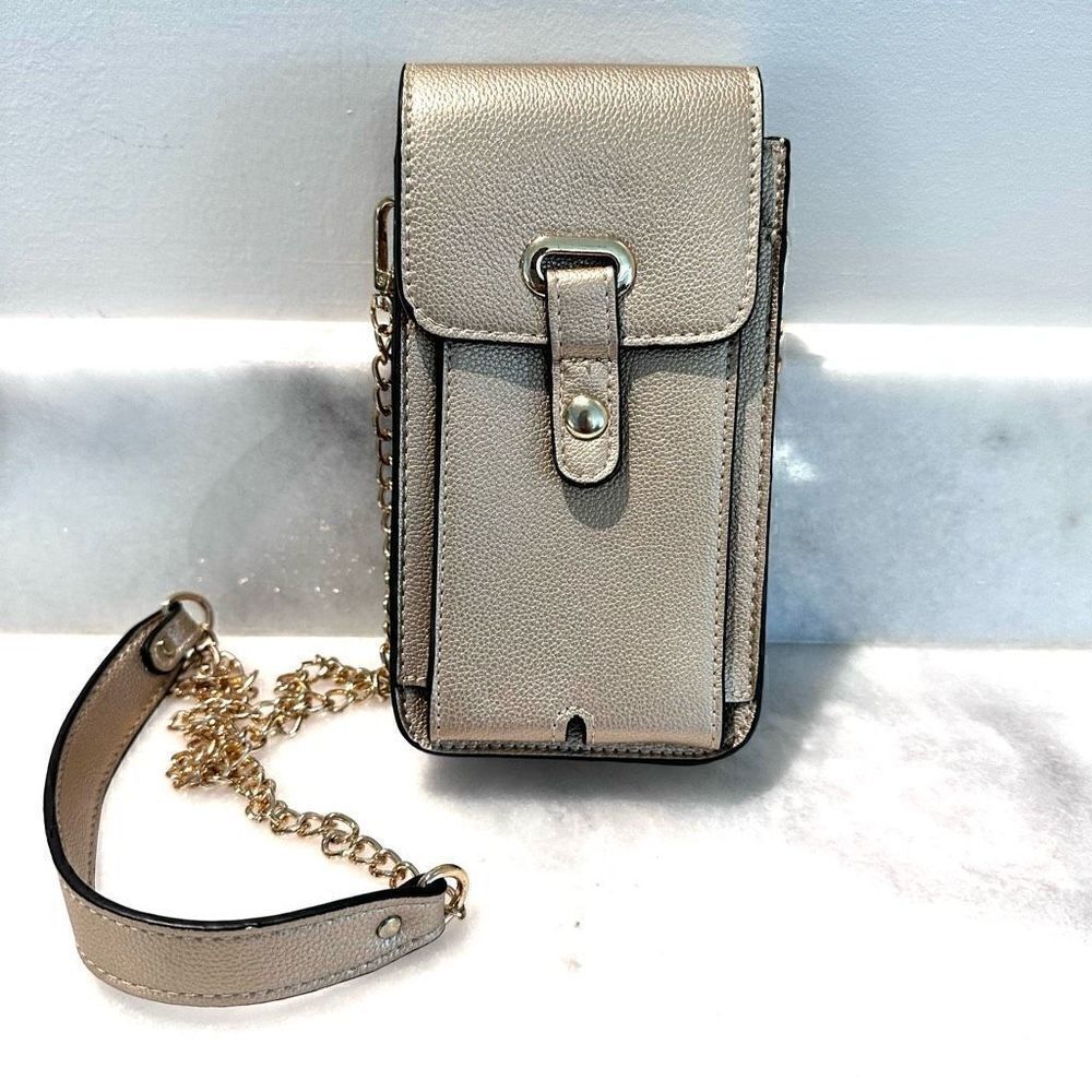 NWOT Mellow World Womens Vegan Leather Daphne Cell Phone Crossbody Bag Small
